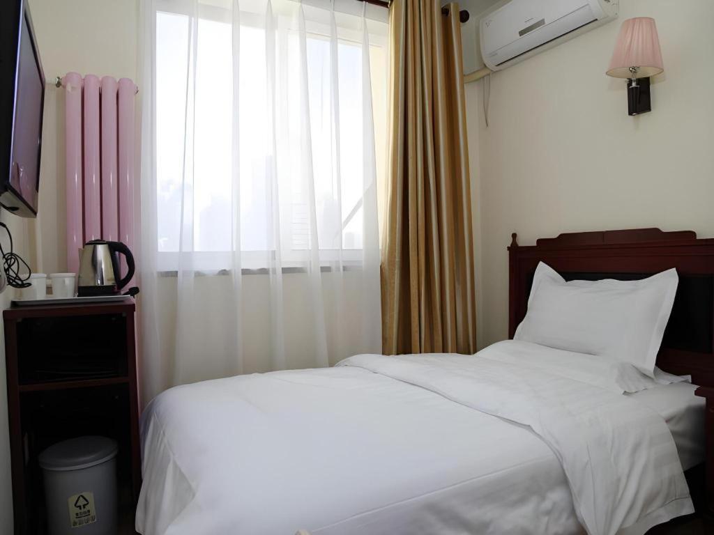 Beijing Yi Jia Hotel Exterior photo